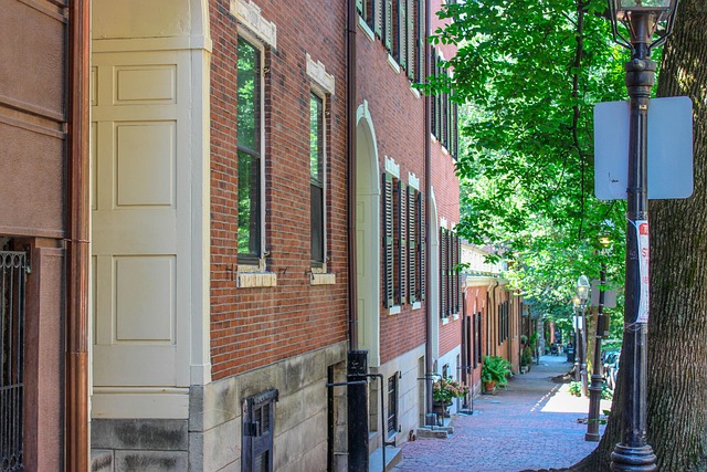Comfortable Hotels in Beacon Hill Boston Near Historic Streets