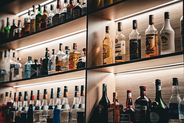 Love Nightlife These Dallas Hotels Near Bars Are Perfect