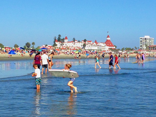Relax Hotels in Coronado Island Near Quiet Beach