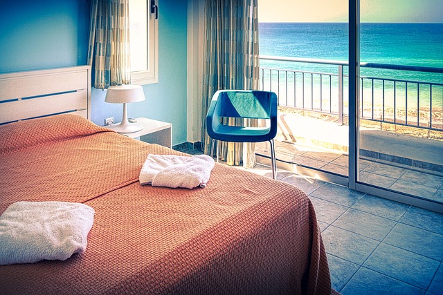 Want Beachfront Stay These Waikiki Resorts Are Perfect